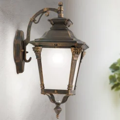 Aiko udendørs væglampe, antik finish, pendel