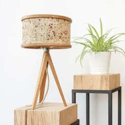 ALMUT 2610 bordlampe, hø med røde rosenblade