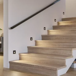 Arcchio LED-indbygningslampe Vexi, 7,5 cm x 7,5 cm, sort, CCT