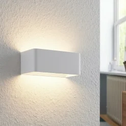 Arcchio LED-væglampe Karam, 20 cm, hvid, metal, op/ned