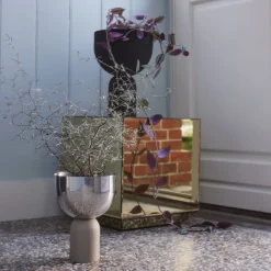 AYTM Torus urtepotte, sort, Ø 22 cm, højde 30,6 cm, jern