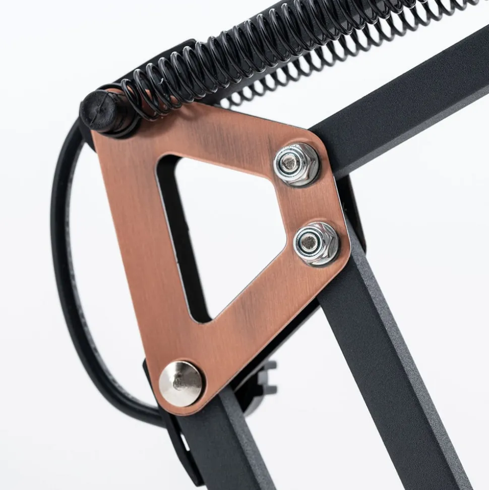 Bachelor-væglampe med fjederbalancer og afbryder