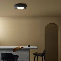 Beacon loftlampe Fjord, sort, gips, Ø 28 cm, GX53