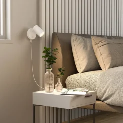 CAN TILT vægspot, hvid, Ø 10 cm, metal, afbryder, USB