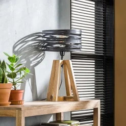 Crossround-bordlampe med trefod i træ