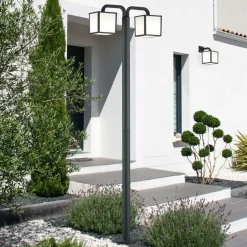 Cubango LED-lygtepæl med to kubeformede skærme