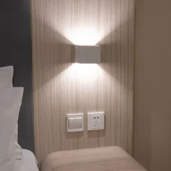 Cube LED-væglampe, batteri, magnetisk, hvid