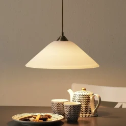 Diskret LOISA opalglas pendellampe i antik m