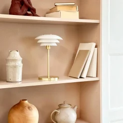 Dyberg Larsen LED-bordlampe DL20, højde 30 cm, glas