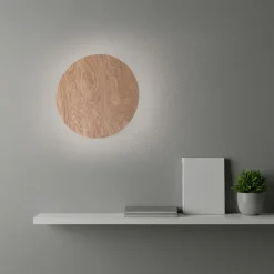 Envostar væglampe Rito, lyst træ, Ø 30 cm
