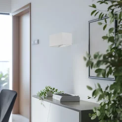 Euluna Elestren væglampe, kantet, hvid