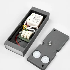 Flad LED-udendørsvæglampe Corda