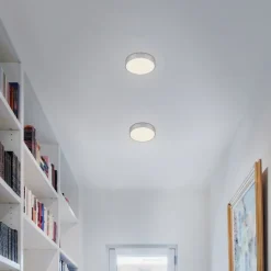 Flame Star LED-loftslampe, Ø 15,7 cm, sølv