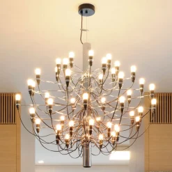 FLOS 2097/30 lysekrone med 30 lys, krom, frostet