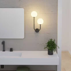 Forlight væglampe Sfera Double, sort, glas, bredde 23 cm