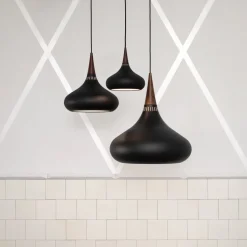 FRITZ HANSEN Orient P2 Pendul sort/rose Ø 34cm