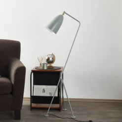 GUBI Gräshoppa trefods gulvlampe, blågrå