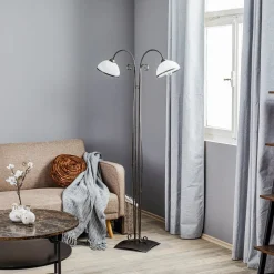 Gulvlampe Antica i landlig stil, 2 lyskilder