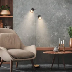 Gulvlampe Duta, sort/lys træ, højde 160 cm metal/træ