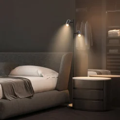 Gulvlampe Duta, sort/lys træ, højde 160 cm metal/træ