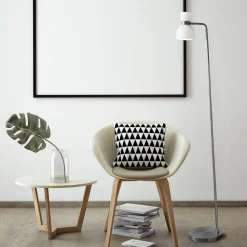 Gulvlampe Fifty, stålfarvet, opalhvidt glas, justerbar