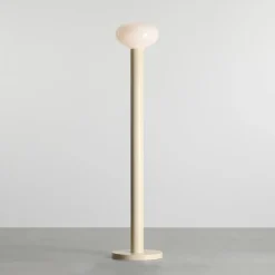 Gulvlampe Flo, beige, højde 138 cm, 1 lyskilde, glas