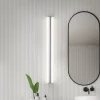 Helestra LED-spejllampe LOOM, længde 90 cm, krom, IP44