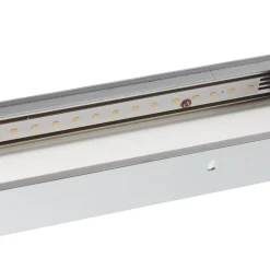 Helestra Theia LED-spejllampe, forkromet, 90 cm