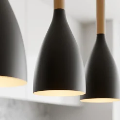 Hængelampe Muza 3 lyskilder lang sort/lys træ