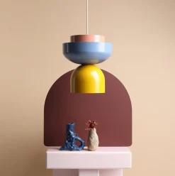 Hængelampe Ulia, gul/blå/koral