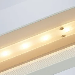 Hyggelig belysning med LED væglampe Lonisa