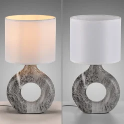 JUST LIGHT. Carara bordlampe, keramisk fod, grå