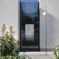 Karman lampe med jordspyd Atmosphere, sort 178 cm plast