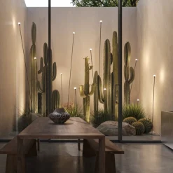 Karman LED-gadelampe MINUIT, højde 105 cm, sort, IP65