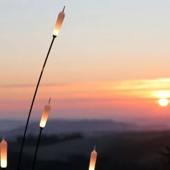 Karman Nilo LED-lampe med jordspyd, højde 150 cm