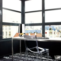 Kartell Cindy LED-bordlampe, platin metallisk