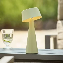 LED-bordlampe Solino, grøn, solcelle/USB, 26 cm, IP44