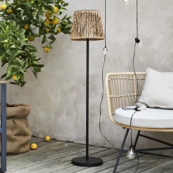 LED-gulvlampe Cesta 127 cm brun/sort plast/metal