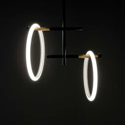 LED-loftlampe Ulaop, to ringe, sort