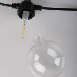 LED-lyskæde CADENA, 2.500 K, sort, 10 lyskilder, 10 m