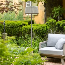 LED-solcellegulvlampe Rop&Strip, højdejusterbar, 500 lm