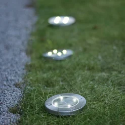 LED-solcellelampe Lawnlight, med jordspyd