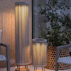 LED-solcellelampe Rop&Strip højde 120 cm, 3.000 K, 500 lm