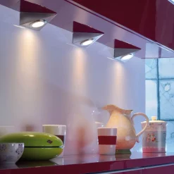 LED-underskabsbelysning Helena, trekant, sæt med 3