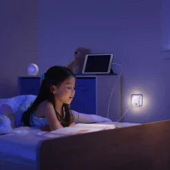 LEDVANCE Lunetta Edge stikdåse-natlampe, hvid