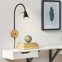 LED-væglampe 2180015 med trædetalje