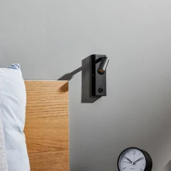 LED-væglampe Enzo kantet med afbryder, sort