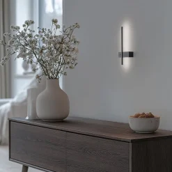 LED-væglampe Vision, højde 30 cm, metal, sort, 3.000 K