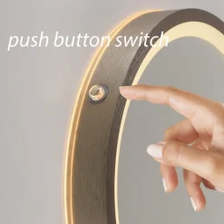 LED-vægspegel VIDRO, bronze, Ø 26 cm, powerbank, afbryder