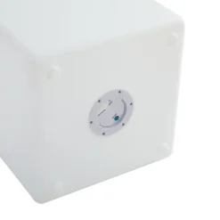 Lindby Akku-LED-udendørslampe Cubara, RGB, terning, plast